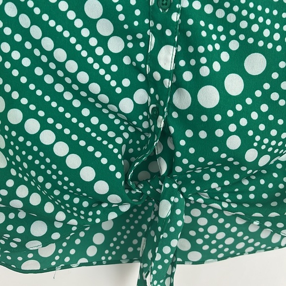 Green and white polka dot blouse - Picture 7 of 7